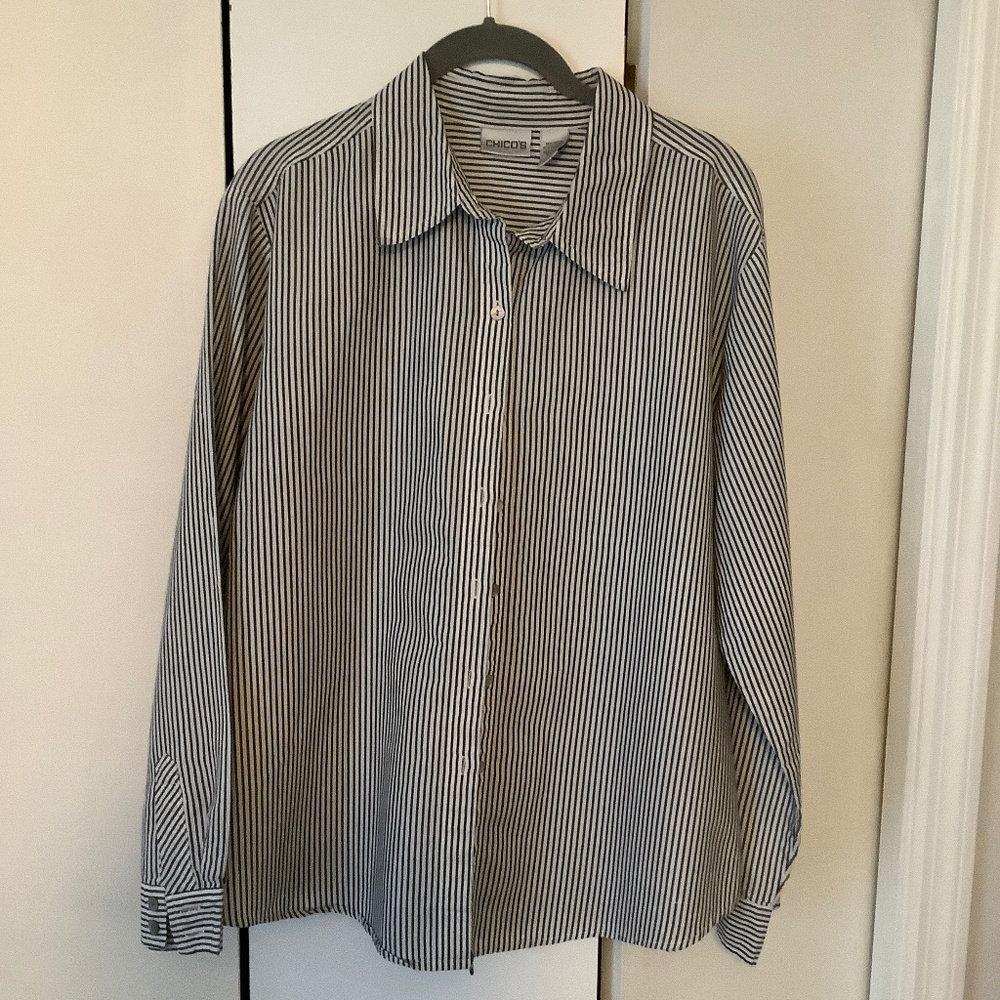 Chico’s Size 2 No Iron Striped Button Down Shirt